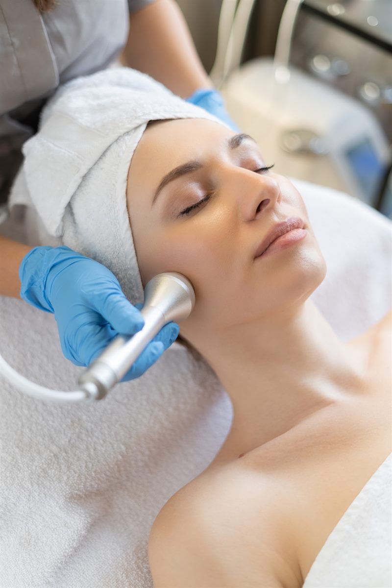 What is Dermaplaning & How Does It Work?